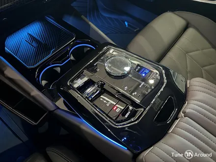 BMW 520i M60블랙그릴 컵홀더 센터콘솔 엠비언트 크리스탈기어4종세트 / 성남,분당,판교