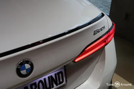 BMW 신형 5시리즈 G60 520i 블랙그릴 교체 리어스포일러 부착 / 성남,분당,판교