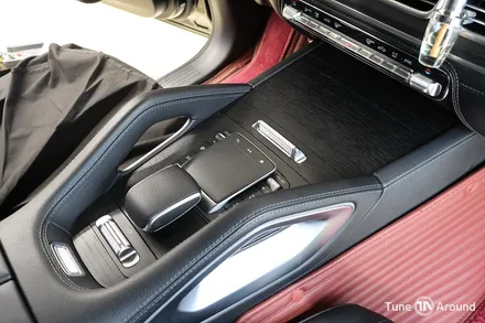 벤츠 GLS580 피아노라커트림 및 4D부메스터 전동트위터 실내 시공 / 성남,분당,판교
