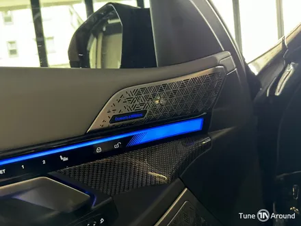 BMW 5시리즈 i5 M60 회오리스피커 엠비언트 2열도어까지 / 성남,분당,판교