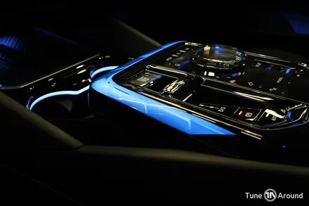 BMW 520i 엠비언트 튜닝 기어패널 천장독서등 라인 회오리스피커 도어캐치 / 성남,분당,판교