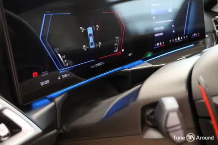 BMW G82 M4 쿠페 LCI 순정연동 엠비언트 시공 회오리트위터 대시보드 계기판 디스플레이 / 성남,분당,판교