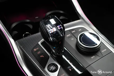 BMW i4 실내 분위기를 바꾸는 확실한 변화 크리스탈기어봉 엠비언트 시공 / 성남,분당,판교