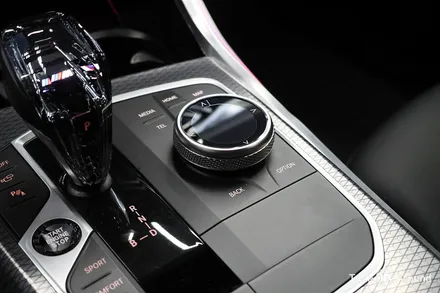 BMW i4 실내 분위기를 바꾸는 확실한 변화 크리스탈기어봉 엠비언트 시공 / 성남,분당,판교