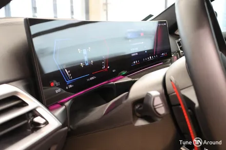 BMW G82 M4 쿠페 LCI 순정연동 엠비언트 시공 회오리트위터 대시보드 계기판 디스플레이 / 성남,분당,판교
