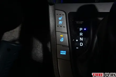 경남 창원 마산 튠플러스 아반떼AD 순정 옵션 튜닝 전방주차거리경고시스템 및 열선핸들 시공 / 창원 의창구 서상동