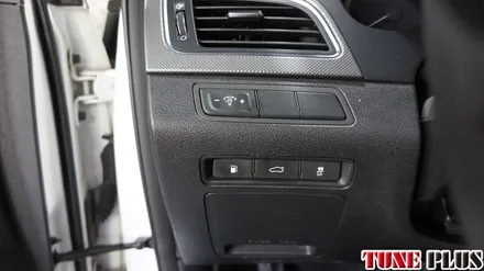 경남 창원 마산 튠플러스 LF쏘나타 순정 열선핸들, 메탈도어스커프, 크루즈컨트롤 및 LED 컵홀더, 플레이트 장착 / 창원 의창구 서상동