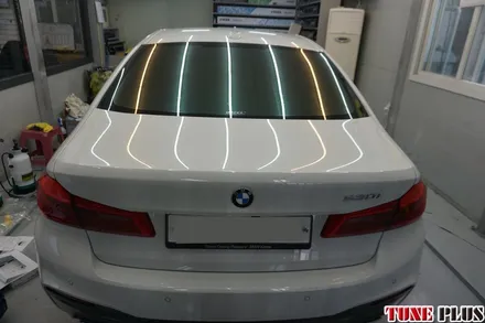 경남 창원 마산 튠플러스 2019 BMW 5시리즈 530i 신차 브이쿨 K 썬팅(틴팅) 필름 시공 / 창원 의창구 서상동
