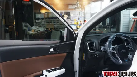 경남 창원 마산 튠플러스 스포티지 더 볼드 레이노 S9 열차단 썬팅 필름 시공 / 창원 의창구 서상동