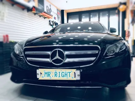 벤츠 e220d 로드게이트rg7 2채널 블랙박스장착.동대문블랙박스장착점.튜닝커스텀 / 동대문구 장안동