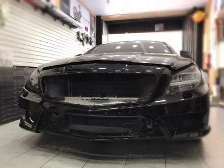 벤츠 cls63amg 사고 후 라이트.범퍼.휀다 도색 수리해보자.장안동벤츠범퍼수리.튜닝커스텀 / 동대문구 장안동