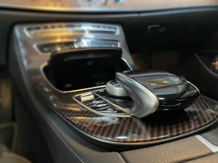 벤츠 e220d 실내 리얼카본랩핑 해보자.금호동실내랩핑전문점 / 동대문구 장안동