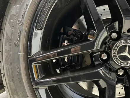 벤츠 s350 휠.브레이크캘리퍼 블랙유광도색.성동구휠도색전문점.튜닝커스텀 / 동대문,광진구,중랑구