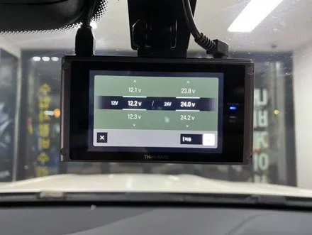 벤츠s63amg 아이나비qxd8000블랙박스.동대문블래박스장착점.튜닝커스텀 / 동대문,광진구,중랑구