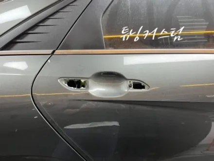 아반떼 cn7 앞범퍼교환도색.사이드스컷. 도어.휀다.뒤범퍼판금도색.휠하우스커버. 번호판 등 교환. 광택. 장안동사고수리전문점 / 동대문,광진구,중랑구