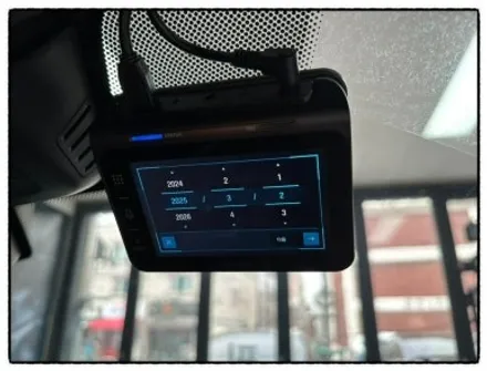 bmw 520i 순정 블랙박스 불량으로 아이나비 qxd1 plus 와 에코파워팩 s12 보조배터리 장착으로 내 차량을 보호해 보자!! / 동대문구 장안동