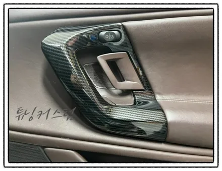 람보르기니 가야르도 도어 캐치(도어 손잡이) 수리 가능할까?? / 동대문,광진구,중랑구