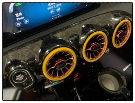 벤츠 a45 amg 실내 에어컨 송풍구 랩핑과 사이드미러 포지드 카본 랩핑 작업으로 한층 더 고급스럽게 만들어 보자~^^ / 동대문구 장안동