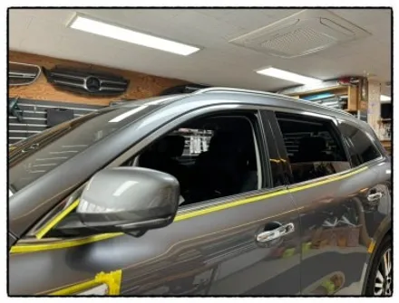 qm6 차량에 있는 모든 크롬 블랙 랩핑으로 내 차량을 더 고급스럽게 만들어 보자^^ / 동대문구 장안동