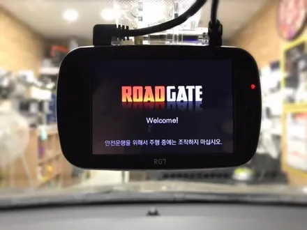 스포티지r 네비게이션매립.블랙박스 장착해볼까.군자동네비.블랙박스장착점.런사운드 / 동대문구 장안동