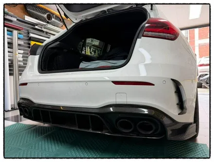 벤츠 a45 amg 범퍼 수리 및 카본 디퓨저 장착해 보자!! / 동대문구 장안동