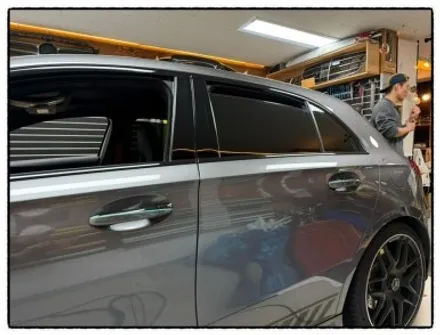 벤츠 a45 amg 데칼 랩핑. 포인트 라인 랩핑. 크롬 랩핑. 엠블럼. 레터링 랩핑으로 변신해 보자!! / 동대문구 장안동