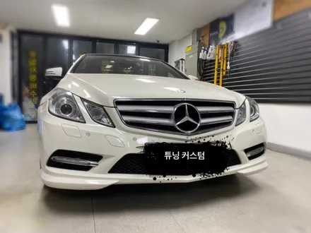 벤츠e350카브리올레 범퍼.휀다 수리 및 도색 시공.동대문휀다.범퍼수리도색전문점 / 동대문구 장안동