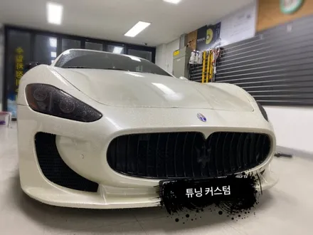 마세라티 그란투리스모s 사이드미러수리 및 랩핑 시공.장안동사이드미로수리랩핑전문점 / 동대문구 장안동