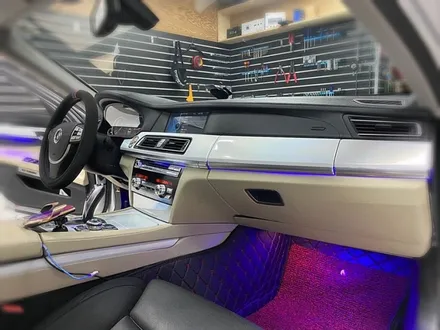 bmw 750li  3M Gloss Flip Ghost Pearl 유광 고스트 펄 실내랩핑 시공.동대문bmw실내랩핑전문점.튜닝커스텀 / 동대문구 장안동