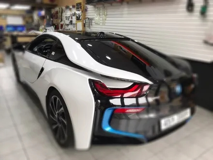 bmw i8 화이트 전체랩핑 시공 하다.장안동랩핑전문점.튜닝커스텀 / 동대문구 장안동