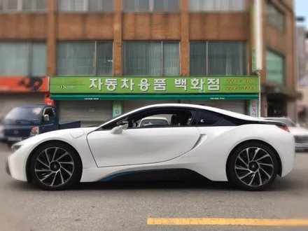 bmw i8 화이트 전체랩핑 시공 하다.장안동랩핑전문점.튜닝커스텀 / 동대문구 장안동
