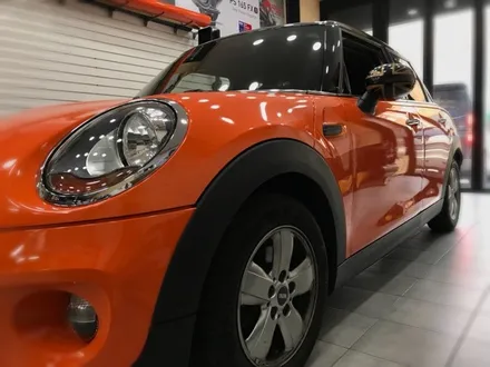 Bmw 미니쿠페 오렌지 전체랩핑 해보자 #장안동카스킨전문점 #튜닝커스텀 / 동대문구 장안동