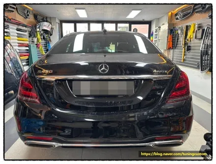 벤츠 s450 전면. 조수석 사고로 인해 범퍼. 헤드라이트. 휀다. 사이드스컷 교환 도색으로 깔끔하게 만들어 보자^^ / 동대문구 장안동