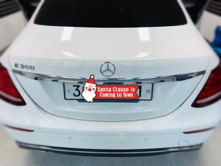 2021년 벤츠e300 카오디오튜닝.그릴.사이드미러커버랩핑 시공.성동구카오디오.랩핑전문점.튜닝커스텀 / 동대문구 장안동