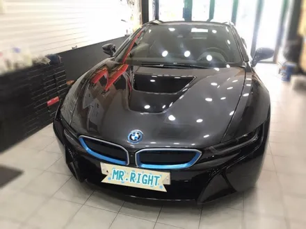 bmw i8 화이트 전체랩핑 시공 하다.장안동랩핑전문점.튜닝커스텀 / 동대문구 장안동