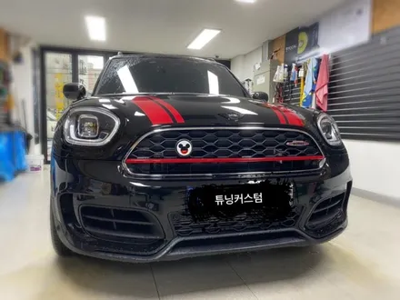 bmw 미니컨트리맨 도어크롬몰딩.그릴크롬랩핑.군자동랩핑전문점.튜닝커스텀 / 동대문구 장안동