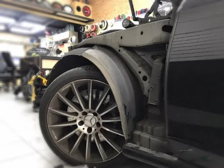 벤츠 cls63amg 사고 후 라이트.범퍼.휀다 도색 수리해보자.장안동벤츠범퍼수리.튜닝커스텀 / 동대문구 장안동