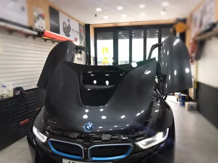 bmw i8 화이트 전체랩핑 시공 하다.장안동랩핑전문점.튜닝커스텀 / 동대문구 장안동
