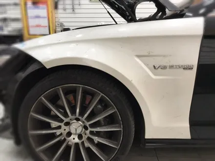 벤츠 cls63amg 사고 후 라이트.범퍼.휀다 도색 수리해보자.장안동벤츠범퍼수리.튜닝커스텀 / 동대문구 장안동