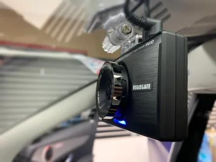 벤츠 c200d 로드게이트rg10 2채널 블랙박스 장착.군자동블랙박스장착점.튜닝커스텀 / 동대문구 장안동