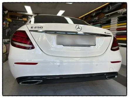 벤츠 e250 레터링 제거 후 e300 레터링 교환 작업입니다. / 동대문구 장안동