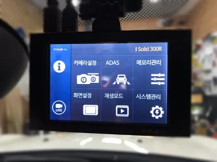 bmw 미니쿠퍼 파인디지털 파인뷰 Solid 300R 블랙박스 장착 해보자.장안동블랙박스장착점.런사운드 / 동대문구 장안동