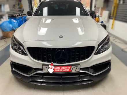 벤츠 c63s amg 프론트 카본립댐.카본에어댐.리어카본디퓨저 장착.에어댐.디퓨저장착점.튜닝커스컴 / 동대문구 장안동