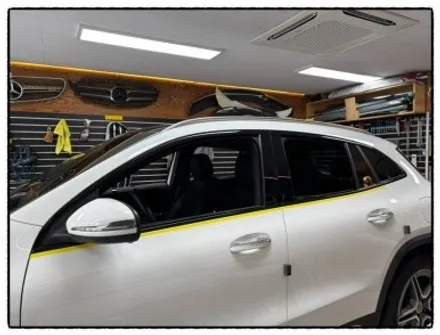 벤츠 gla 250 모든 크롬 랩핑. 엠블럼 랩핑. 블랙 레터링 교환 작업해보자!! / 동대문구 장안동