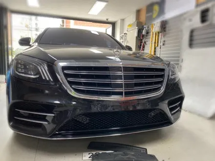 벤츠 s450  하단그릴 과 크롬몰딩 교환 해보자.송파벤츠범퍼수리.튜닝커스텀 / 동대문구 장안동