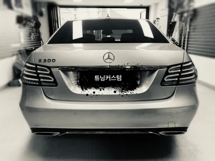 벤츠 e300 후미등.테일램프 수리 해보자.장안동벤츠후미등수리전문점.튜닝커스텀 / 동대문구 장안동