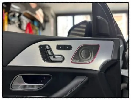 벤츠 gle 300l 도어 부매스터 엠비언트 led 작업해보자!! / 동대문구 장안동