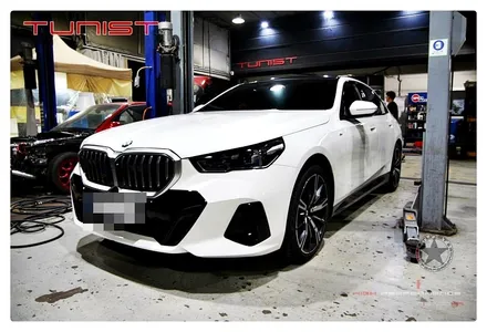 BMW G60 530I tunist 커스텀 듀얼 가변배기 배기튜닝 100파이 블랙 듀얼팁 / 안산 상록