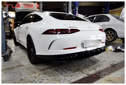 벤츠 X290 AMG GT43 4도어 GT63 S 바디킷 컨버젼, 프론트·리어 범퍼 전체 교환으로 완성한 압도적 포스 / 안산 상록