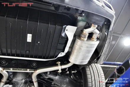 벤츠 c200쿱 amg 스타일 듀얼 가변배기와 63amg 디퓨져 장착 / 안산 상록